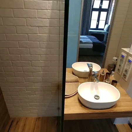 2/3 Old Town 아파트 *